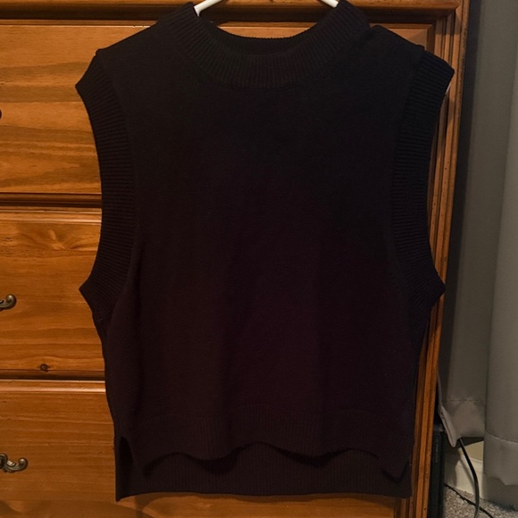 French Connection Sweaters - French Connection Black Sleeveless Sweater